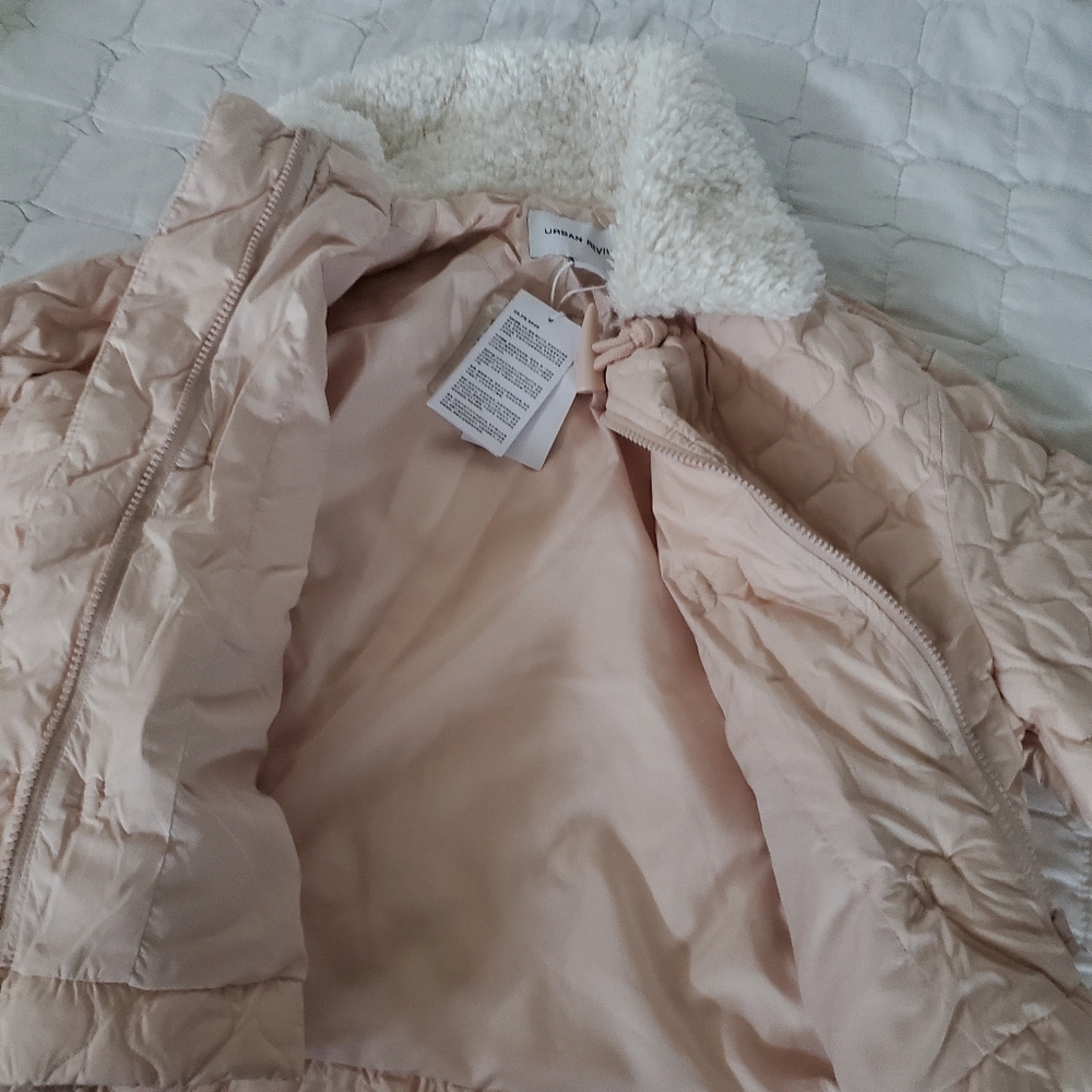 Jacket - Picture 11 of 11